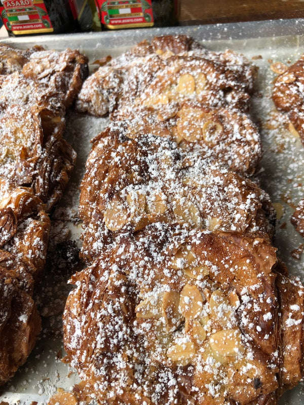 Croissant aux amandes